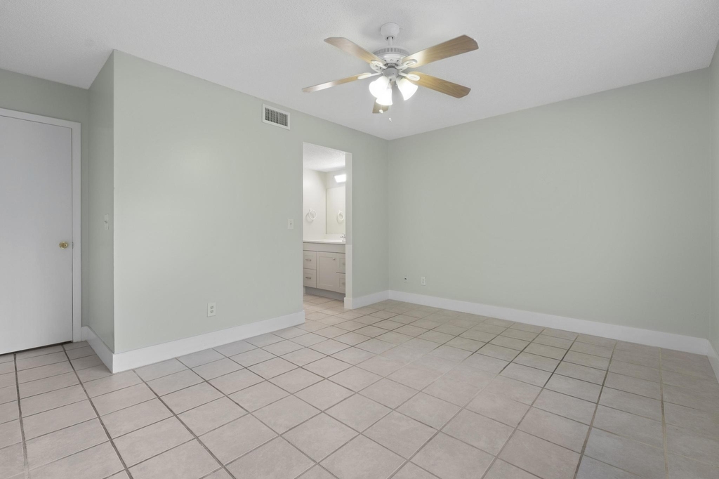 9166 W Atlantic Boulevard - Photo 27