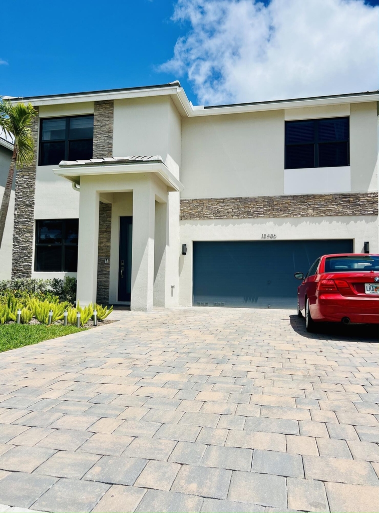 18486 Claybrook Street - Photo 1