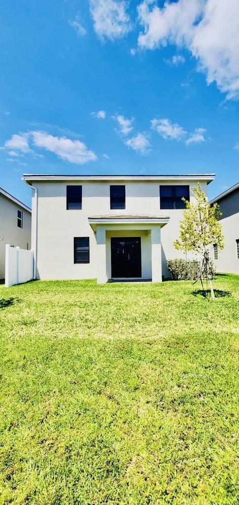 18486 Claybrook Street - Photo 11