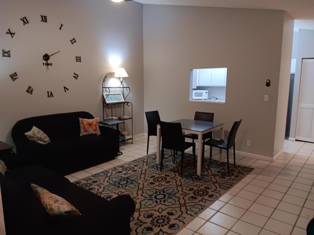 1507 Hawthorne Place - Photo 1