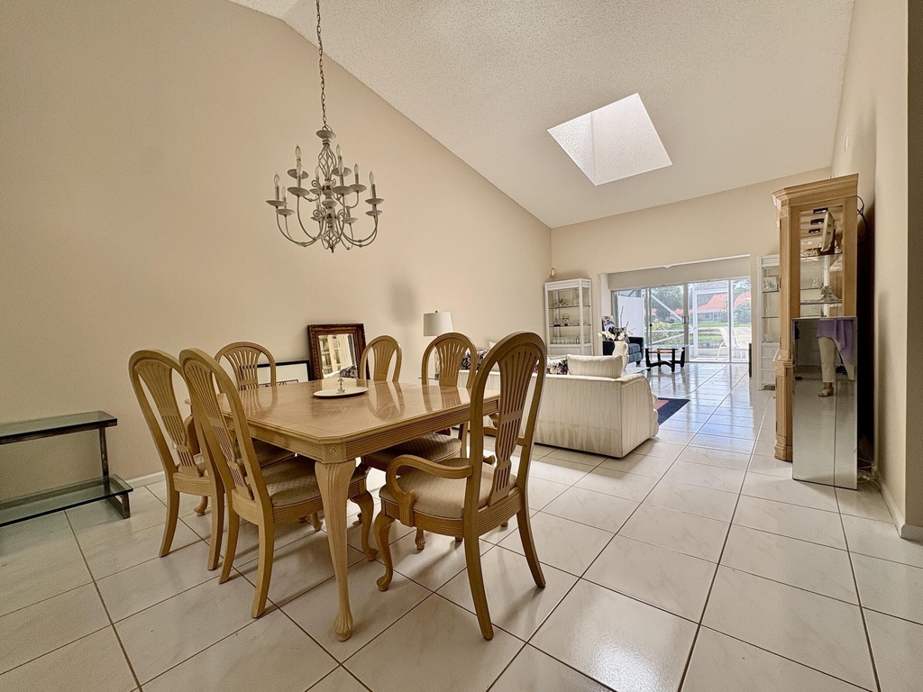 7702 Majestic Palm Drive - Photo 7
