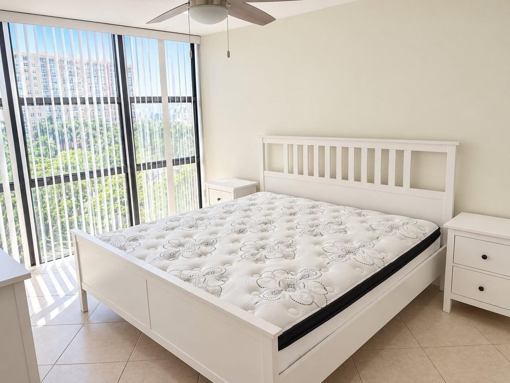17021 N Bay Road - Photo 8