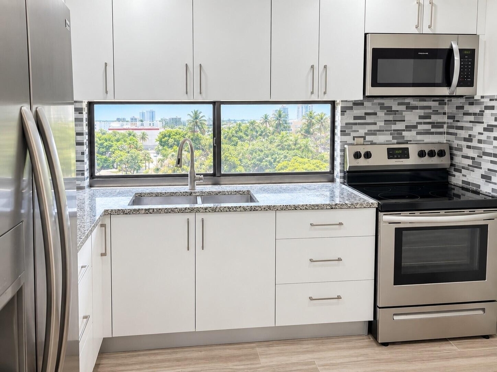 17021 N Bay Road - Photo 7