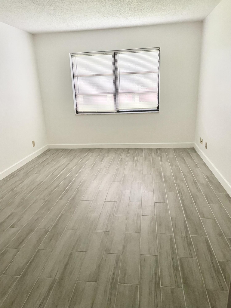 4575 Lucerne Lakes Boulevard W - Photo 12