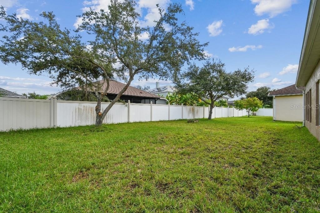 17831 Golden Leaf Lane - Photo 20