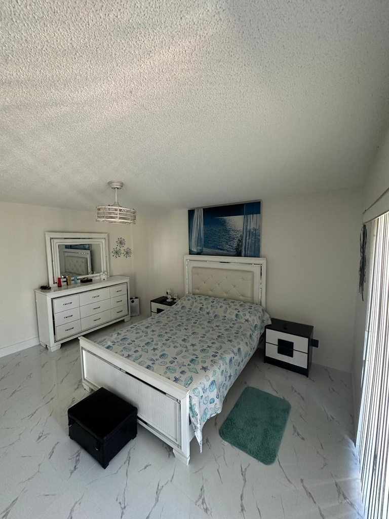 4557 Luxemburg Court - Photo 5