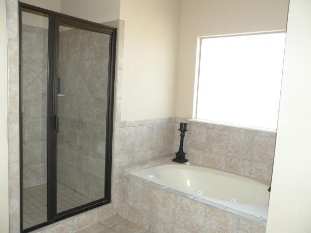 8709 Nw 105th Street - Photo 9