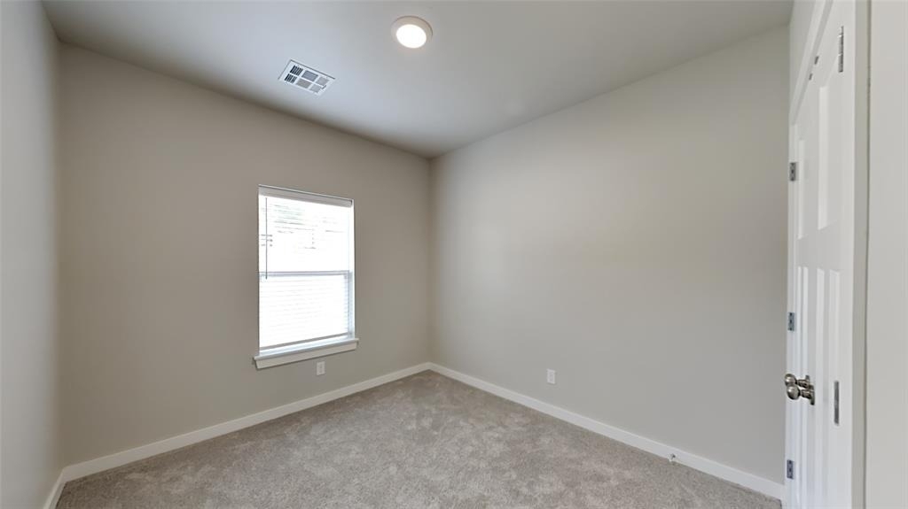204 E 6th Street - Photo 10
