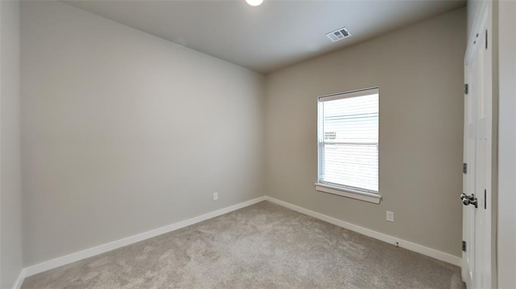204 E 6th Street - Photo 11