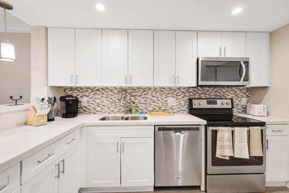 601 N Ocean Boulevard - Photo 8