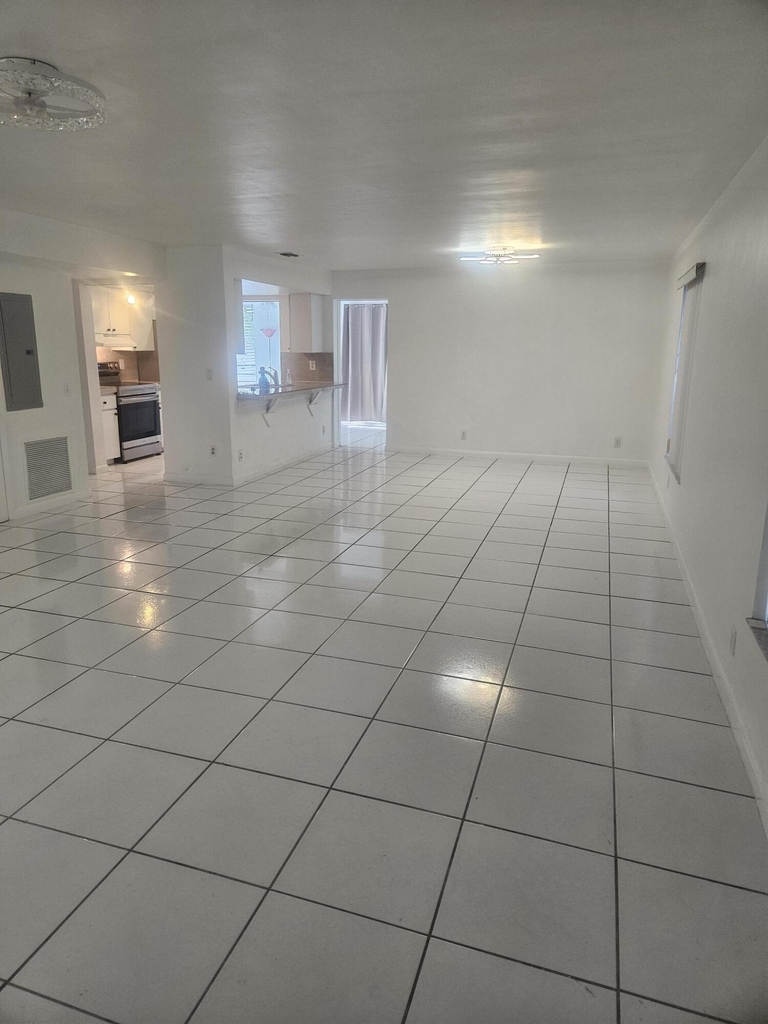 2141 Sw 23rd Avenue - Photo 1