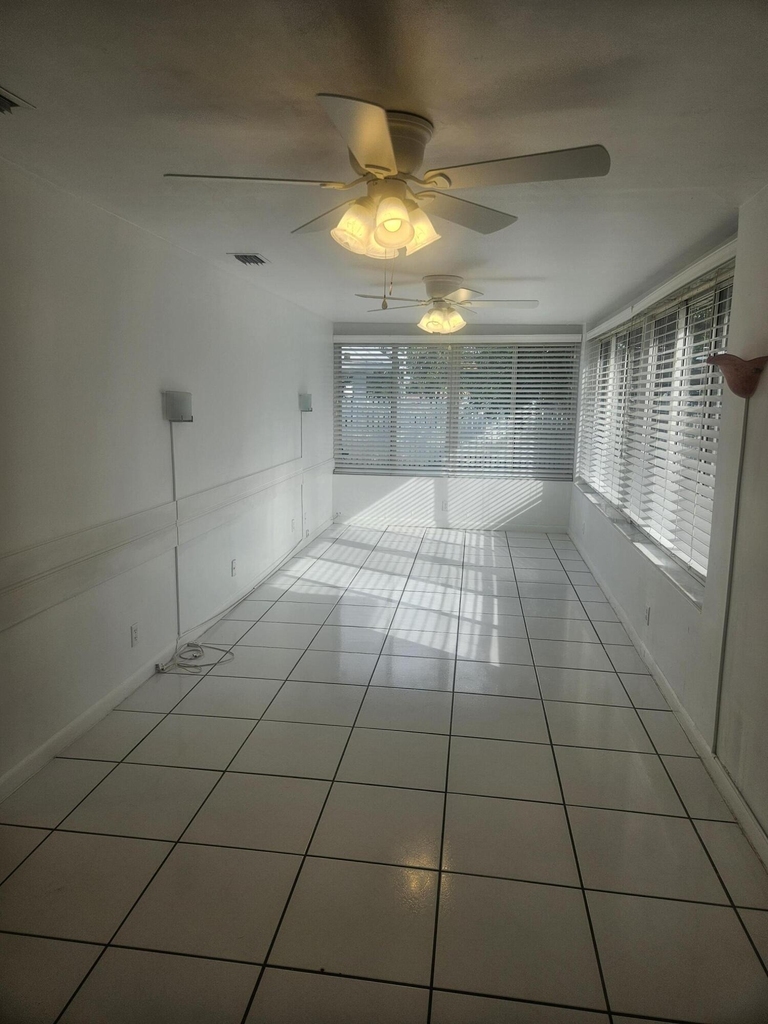 2141 Sw 23rd Avenue - Photo 7