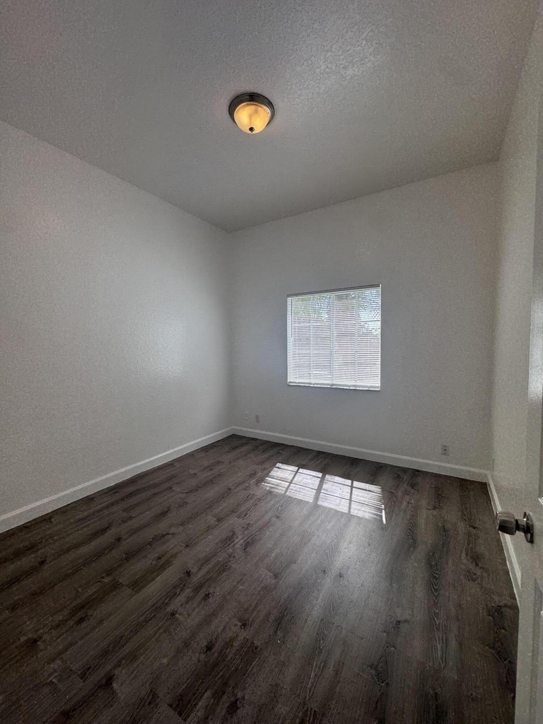 1117 Colonial Palms Way - Photo 6
