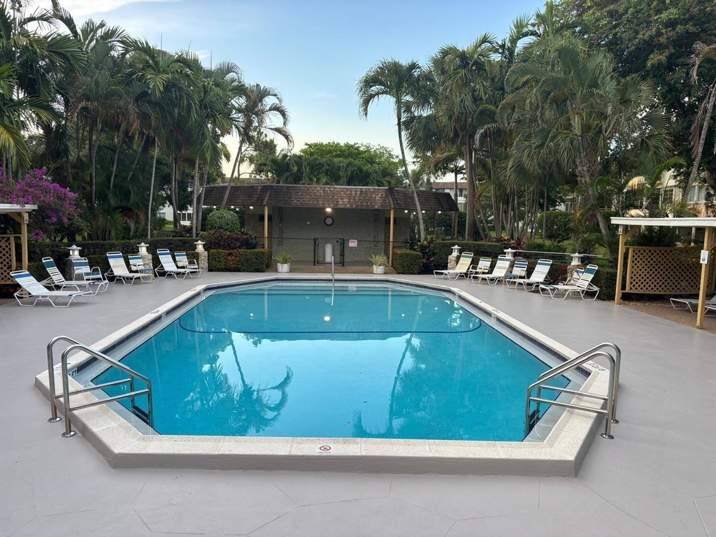 5171 W Oakland Park Boulevard - Photo 41
