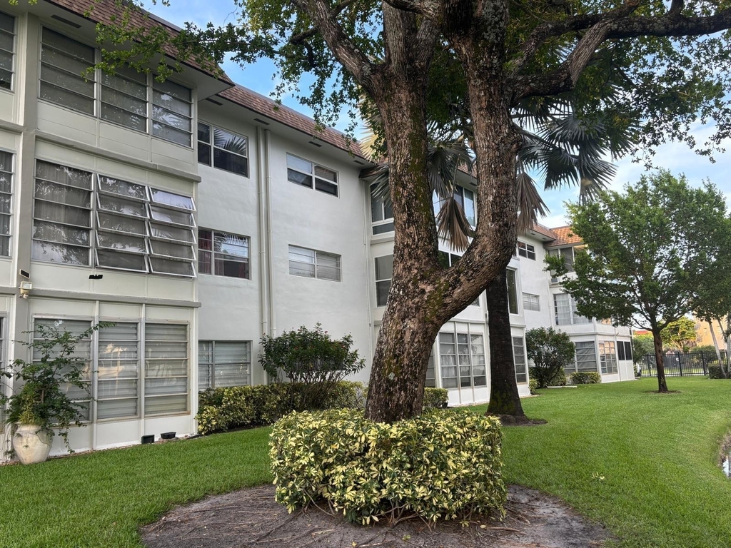 5171 W Oakland Park Boulevard - Photo 27