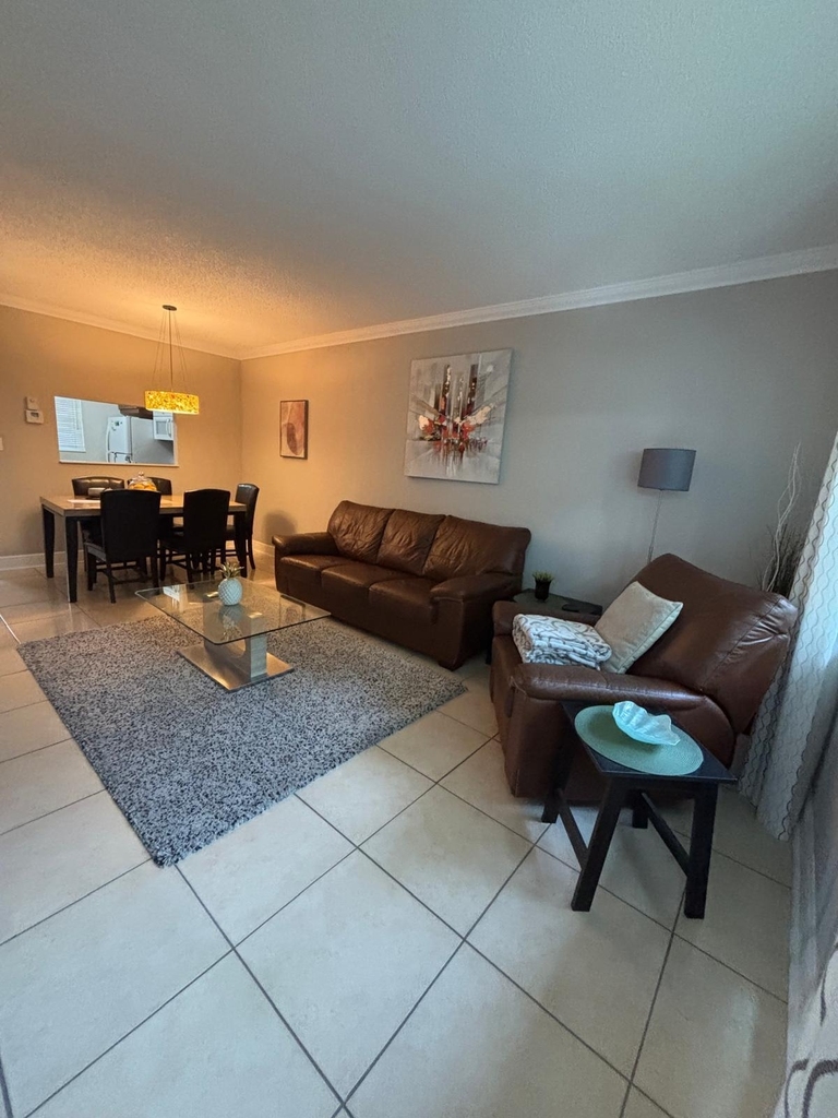 5171 W Oakland Park Boulevard - Photo 7