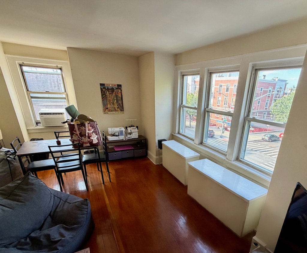 24-02 21st Avenue - Photo 2