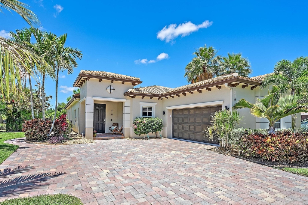 119 Whale Cay Way - Photo 0