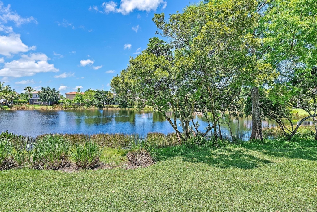 119 Whale Cay Way - Photo 2
