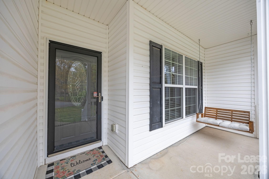 1667 Warwick Court - Photo 8