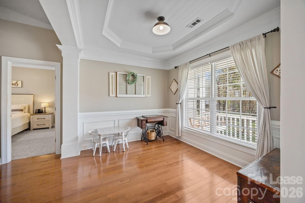 1667 Warwick Court - Photo 15