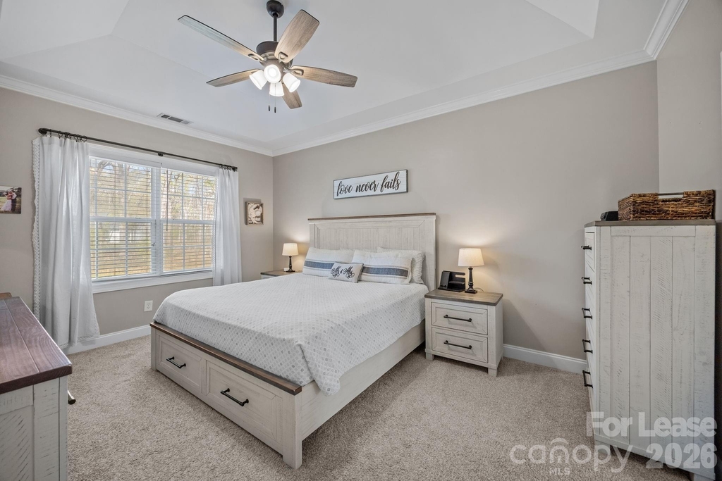 1667 Warwick Court - Photo 28