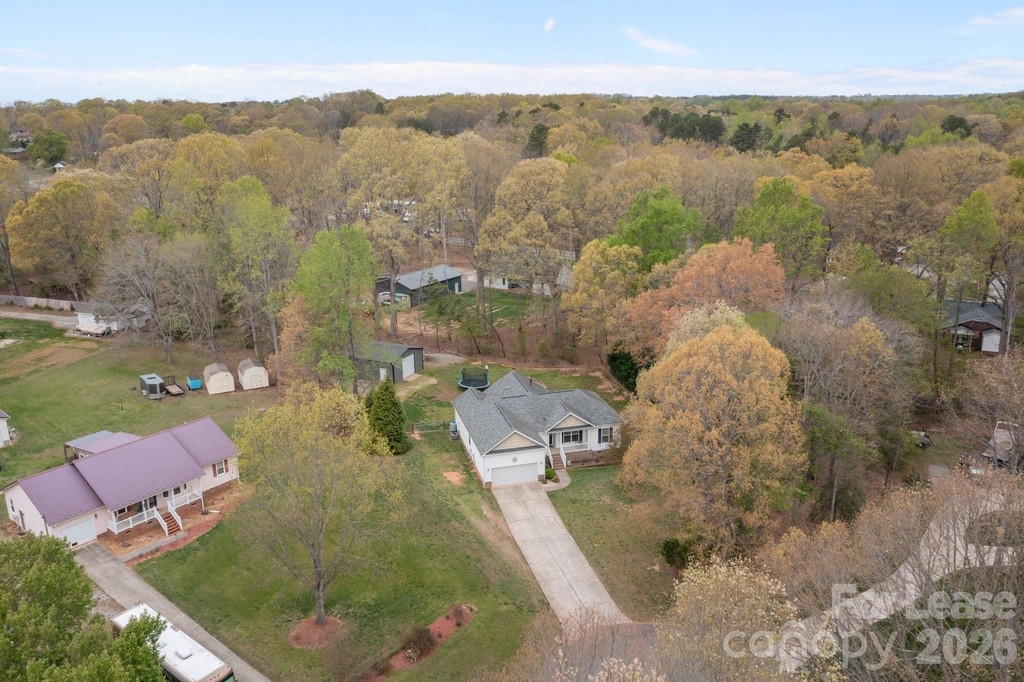 1667 Warwick Court - Photo 47