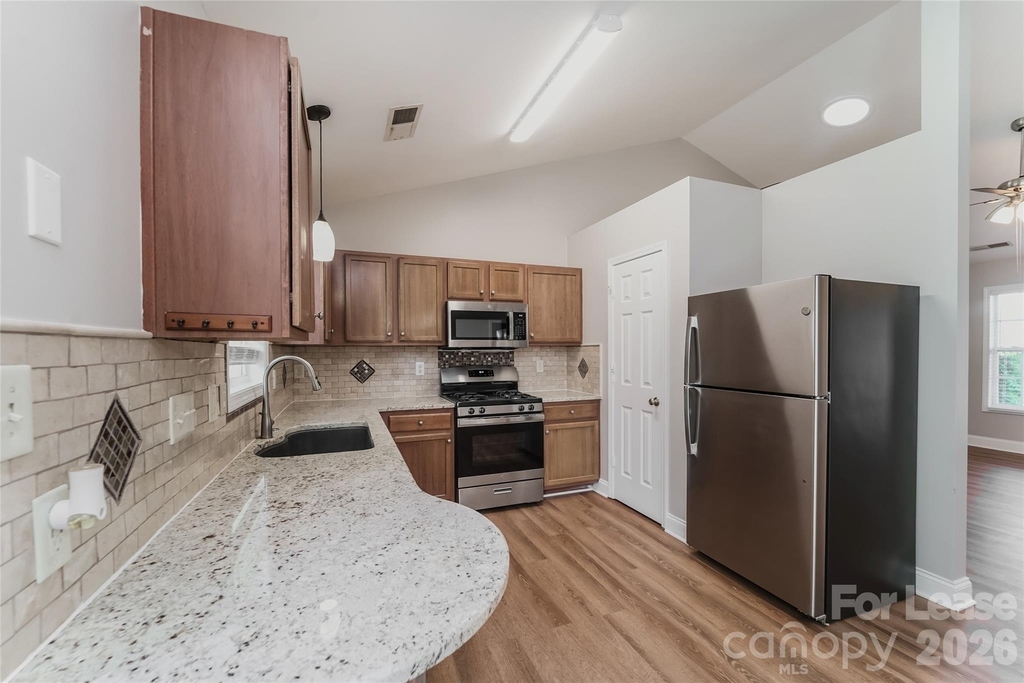 1105 Landen Chase Drive - Photo 3