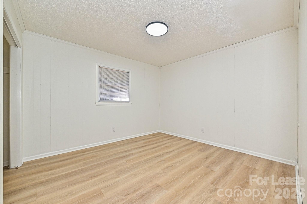 162 American Avenue Ne - Photo 8