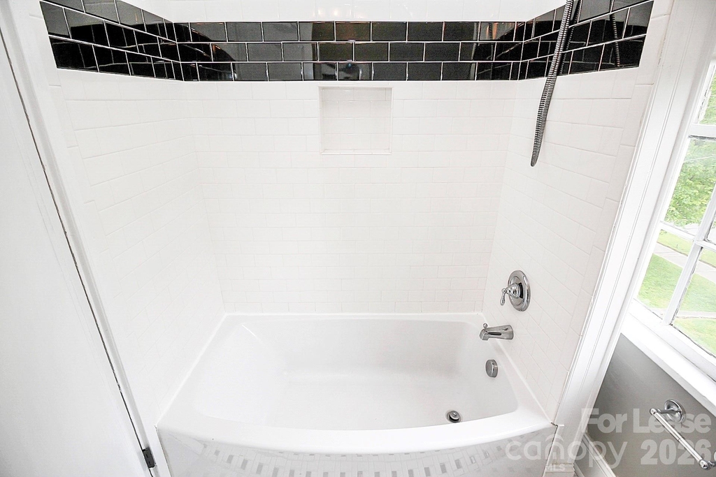 408 W 6th Avenue - Photo 13
