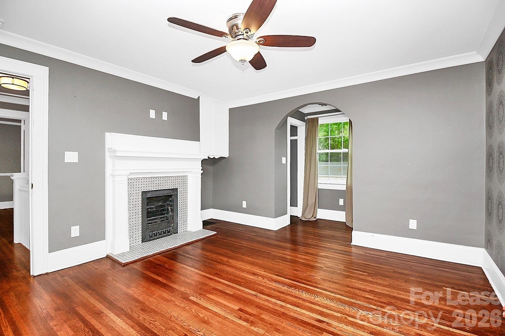 408 W 6th Avenue - Photo 2