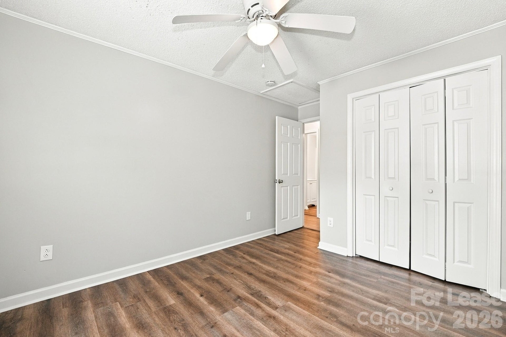 3100 Chenango Drive - Photo 7