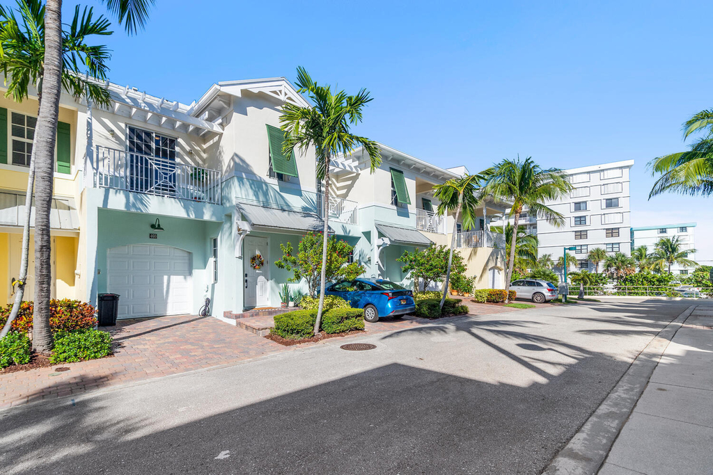 460 Ocean Ridge Way - Photo 1
