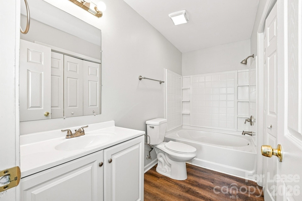 5731 Laborde Avenue - Photo 12