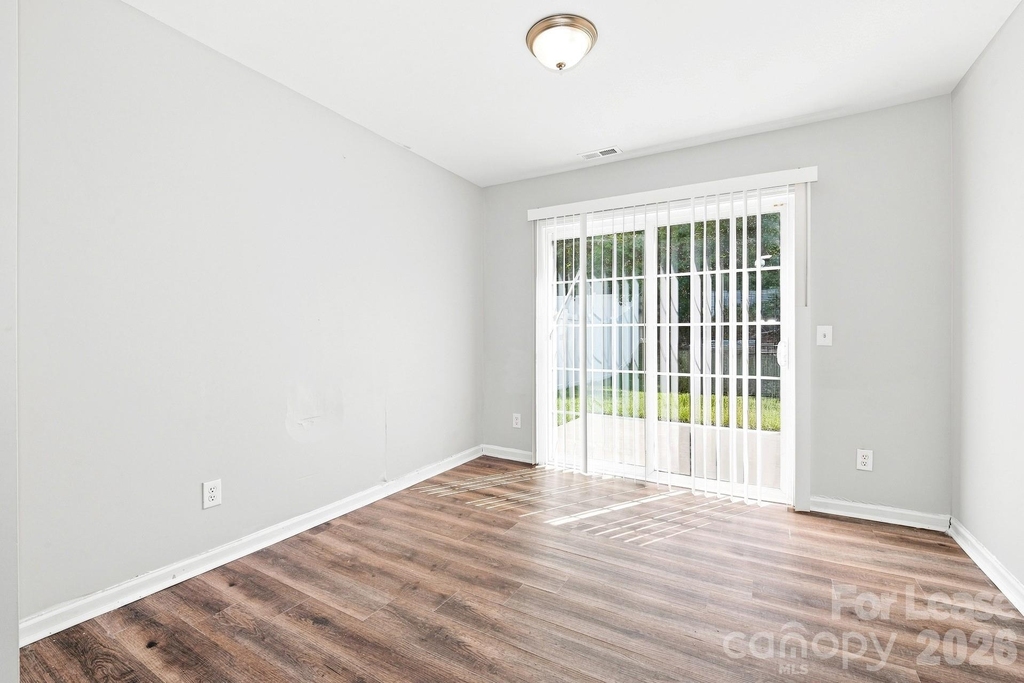 5731 Laborde Avenue - Photo 5