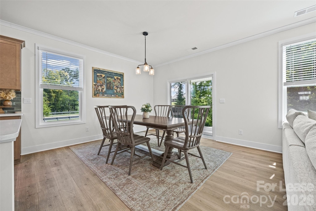 213 Miramar Drive - Photo 8