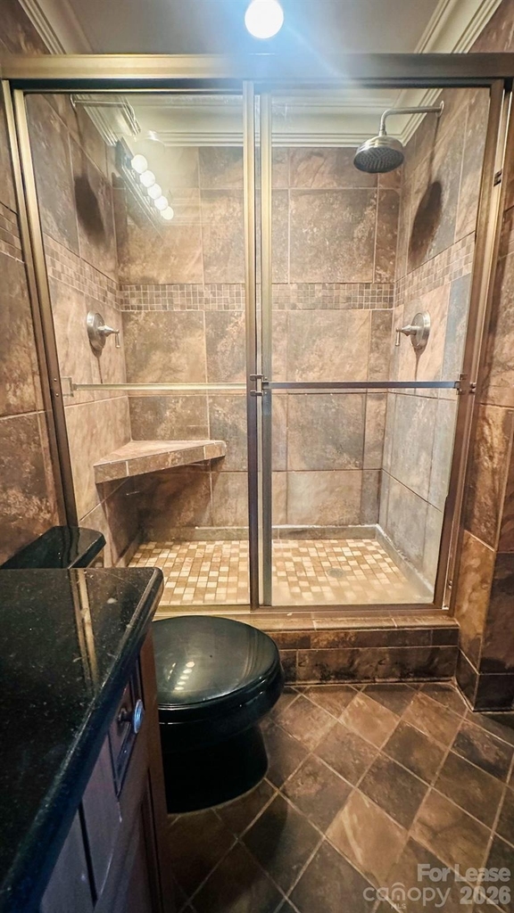 300 W 5th Street - Photo 14