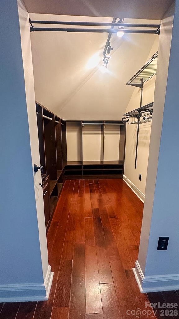 300 W 5th Street - Photo 12