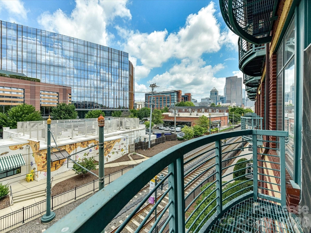 115 E Park Avenue - Photo 19