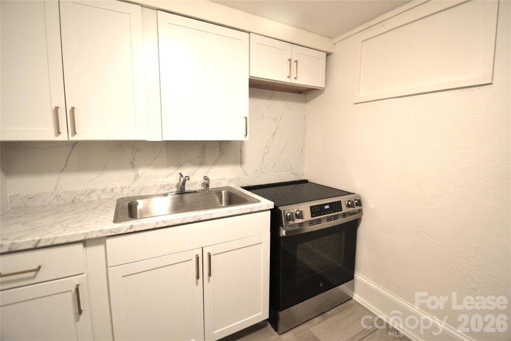 49 Corban Avenue Sw - Photo 8