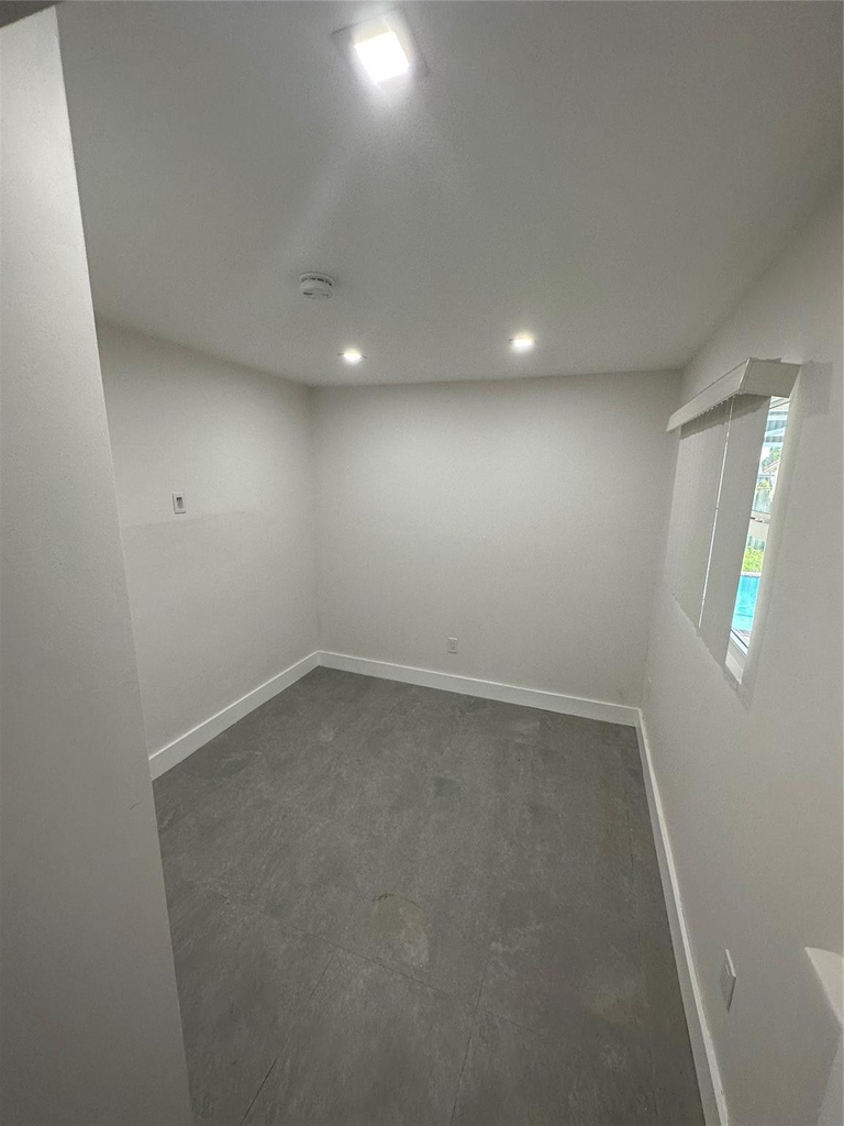6350 Liberty Street - Photo 6