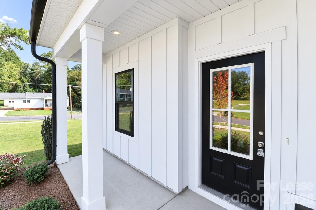 105 Silverwood Court - Photo 5
