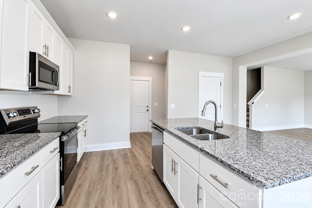 105 Silverwood Court - Photo 20