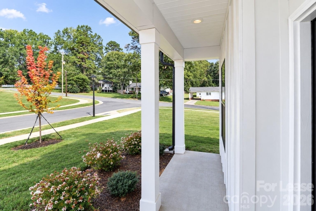 105 Silverwood Court - Photo 4