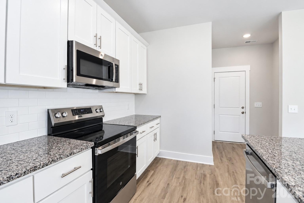 105 Silverwood Court - Photo 23