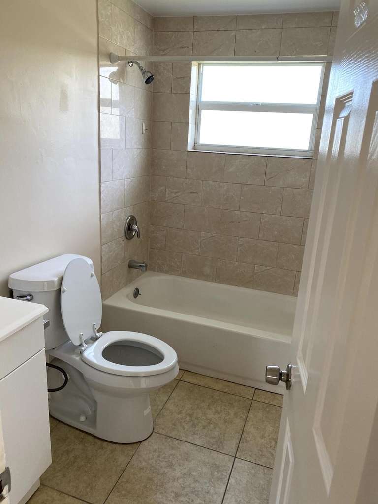 4821 Vermont Avenue - Photo 10