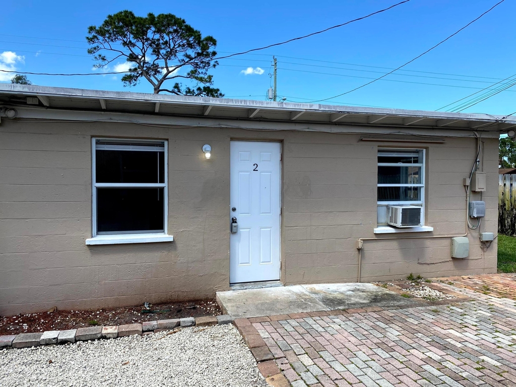 4821 Vermont Avenue - Photo 12