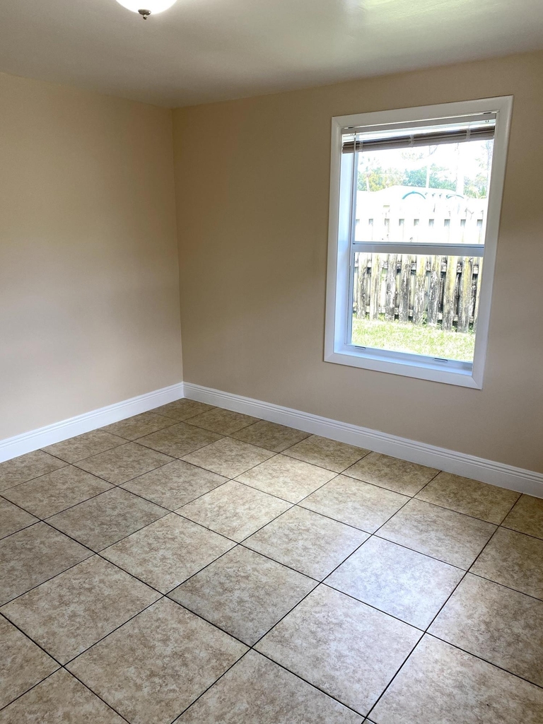 4821 Vermont Avenue - Photo 6