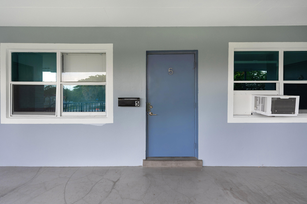 515 N Sapodilla Avenue - Photo 19