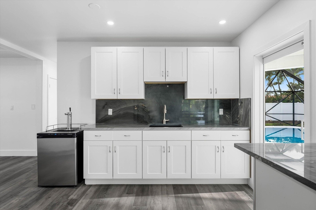 1650 Nw 9th Street - Photo 9